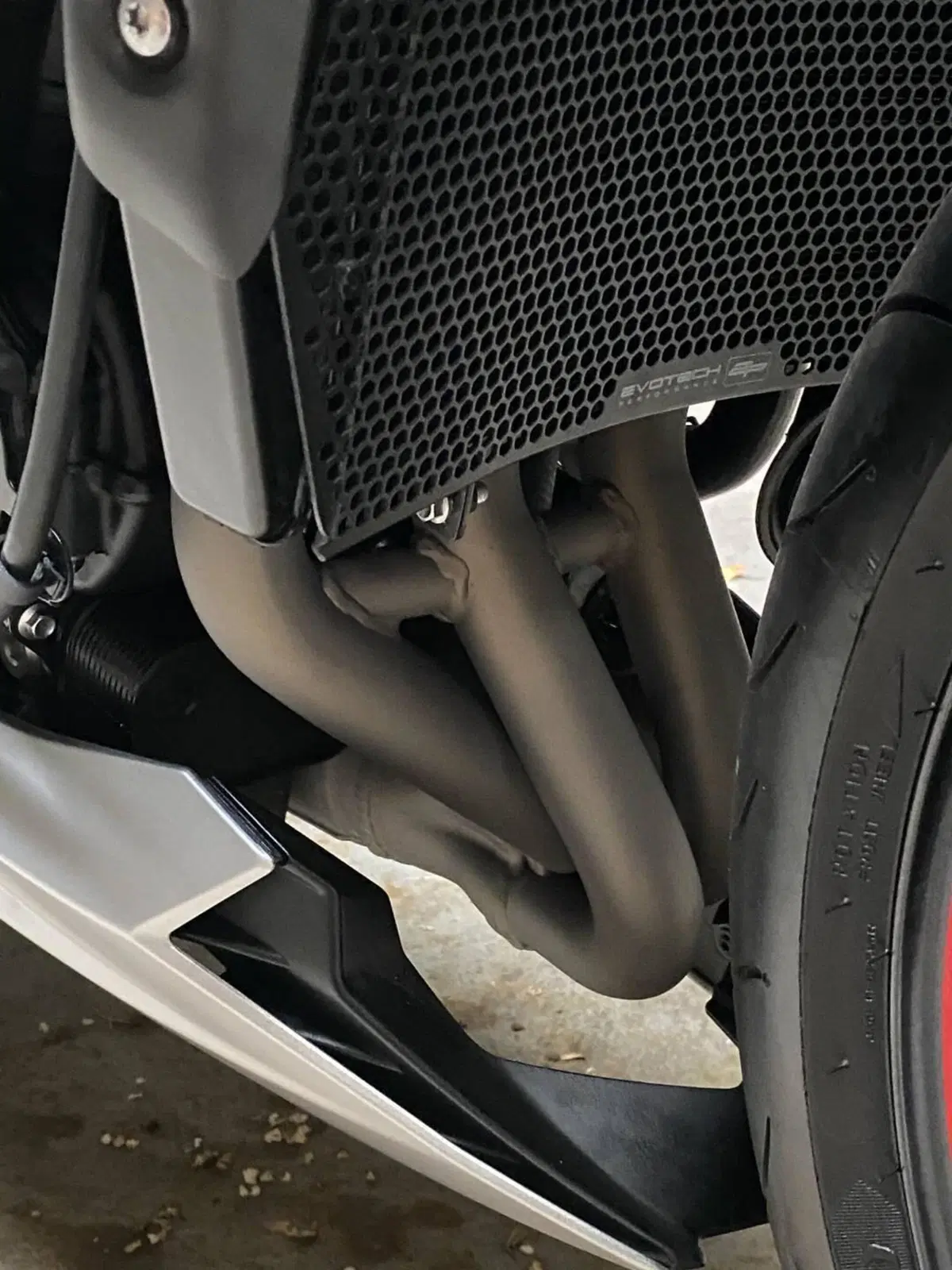 Triumph Street Triple R (2017 - 20) (11)