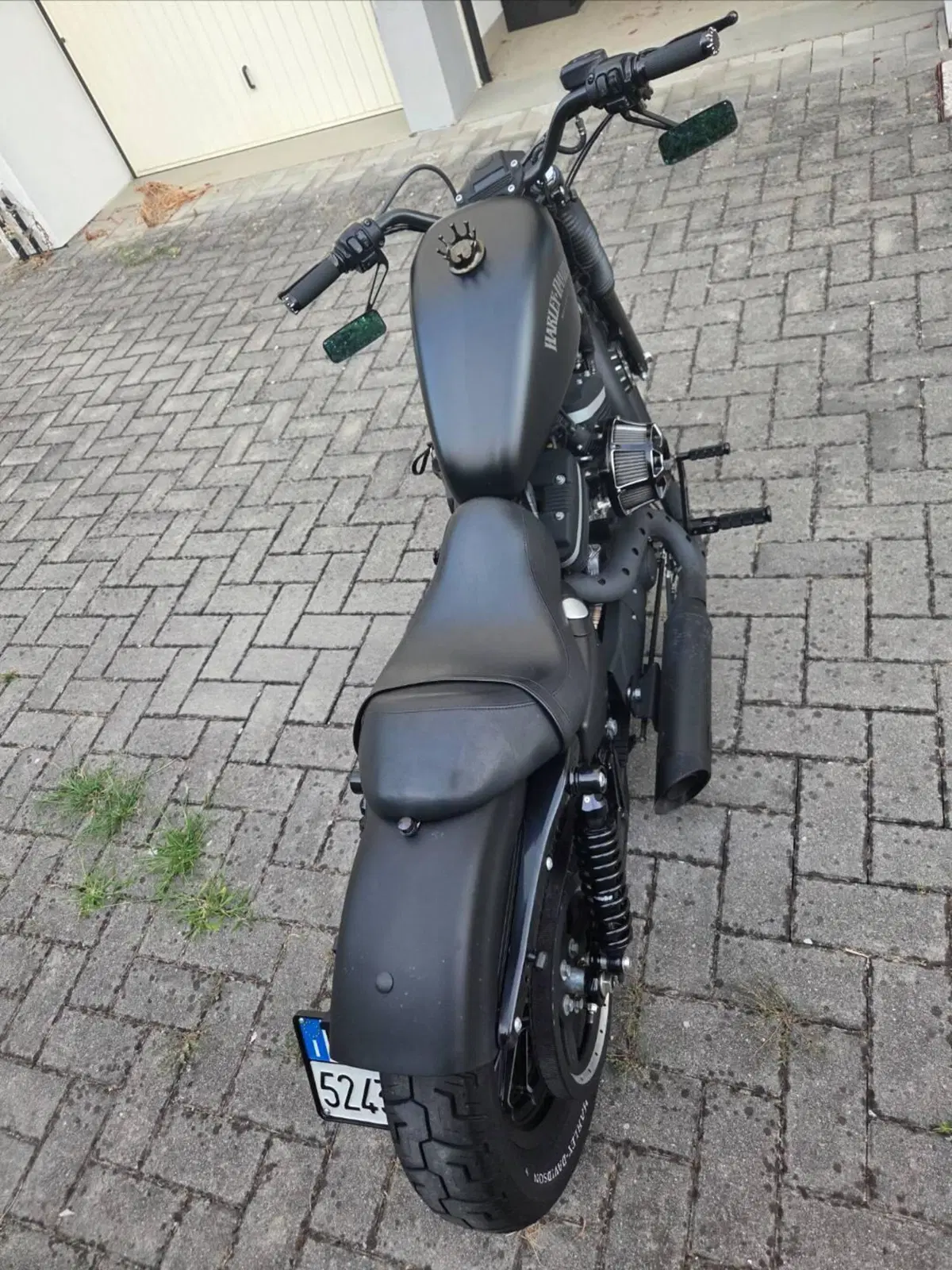 Harley-Davidson 883 Custom (2008 - 12) - XL 883C (4)