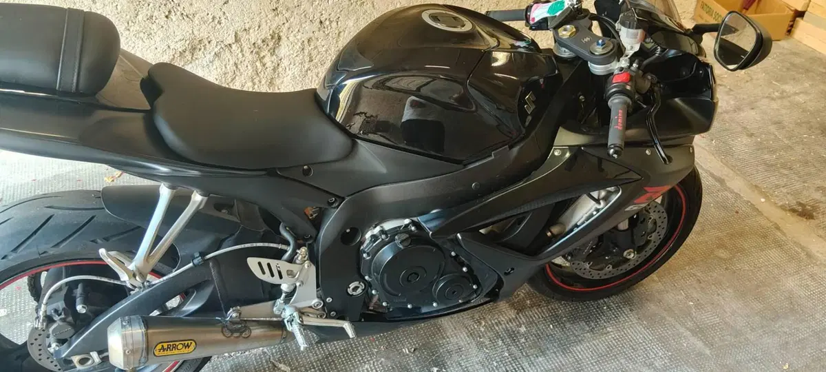 Suzuki GSX R 750 (2006 - 07) (3)