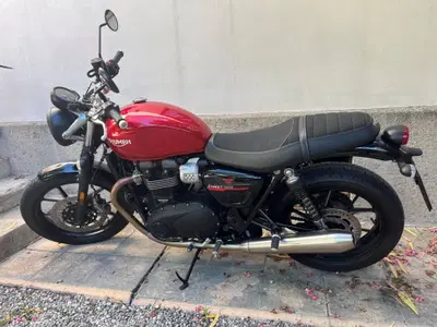 Triumph Street Twin 900 (2019 - 20) usata