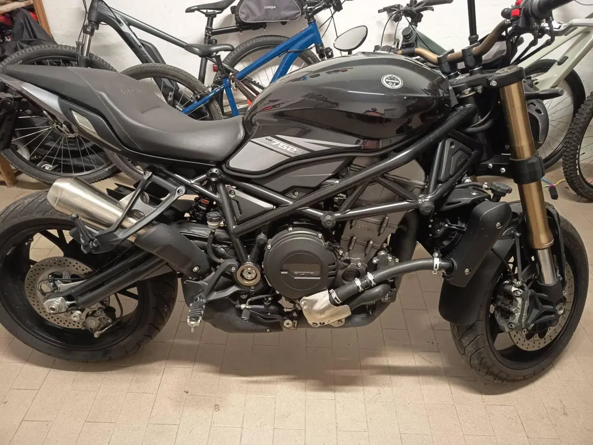 Benelli 752 S (2019 - 20) (2)
