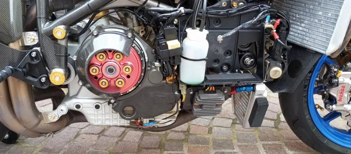 Ducati 748 R (14)