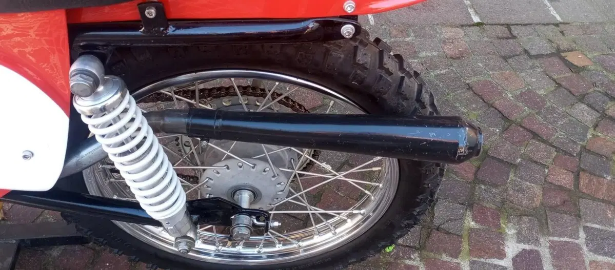 Gilera BESSONE (12)