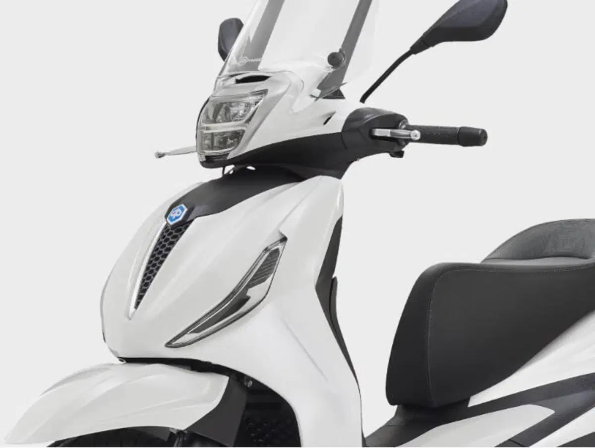 Piaggio Beverly 400 (2025 - 26)