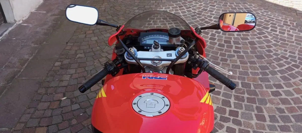 Honda VTR 1000 SP1 (10)