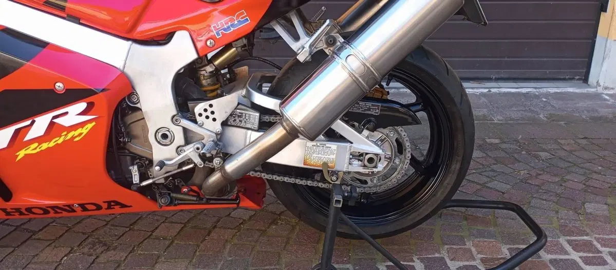 Honda VTR 1000 SP1 (12)