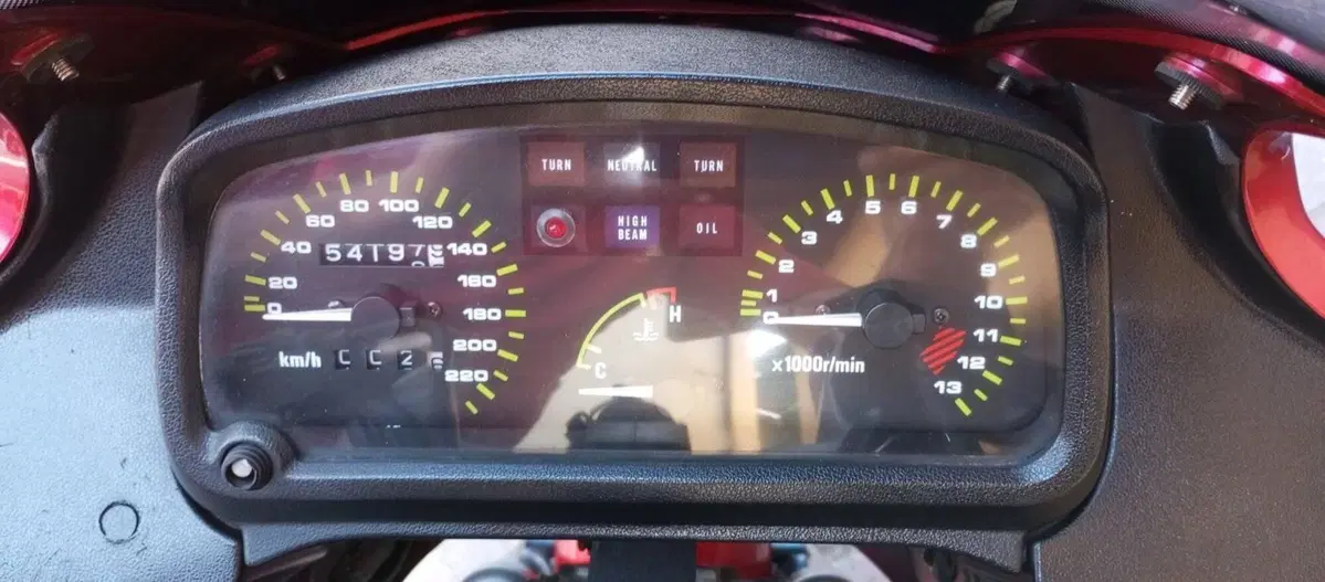 Kawasaki GPZ 500 S (14)