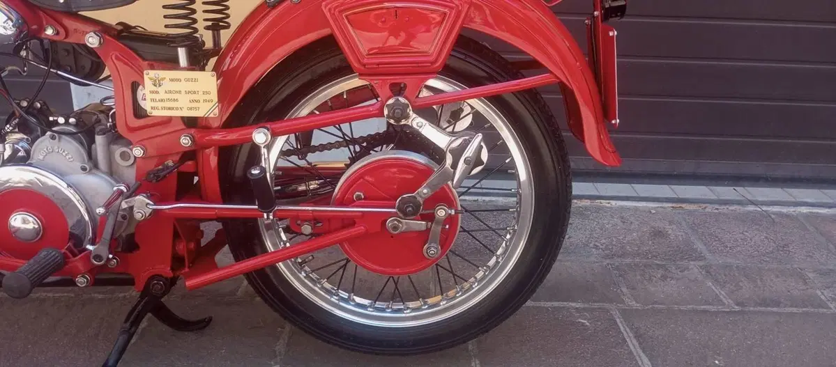 Moto Guzzi AIRONE SPORT (10)