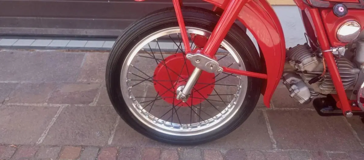 Moto Guzzi AIRONE SPORT (14)