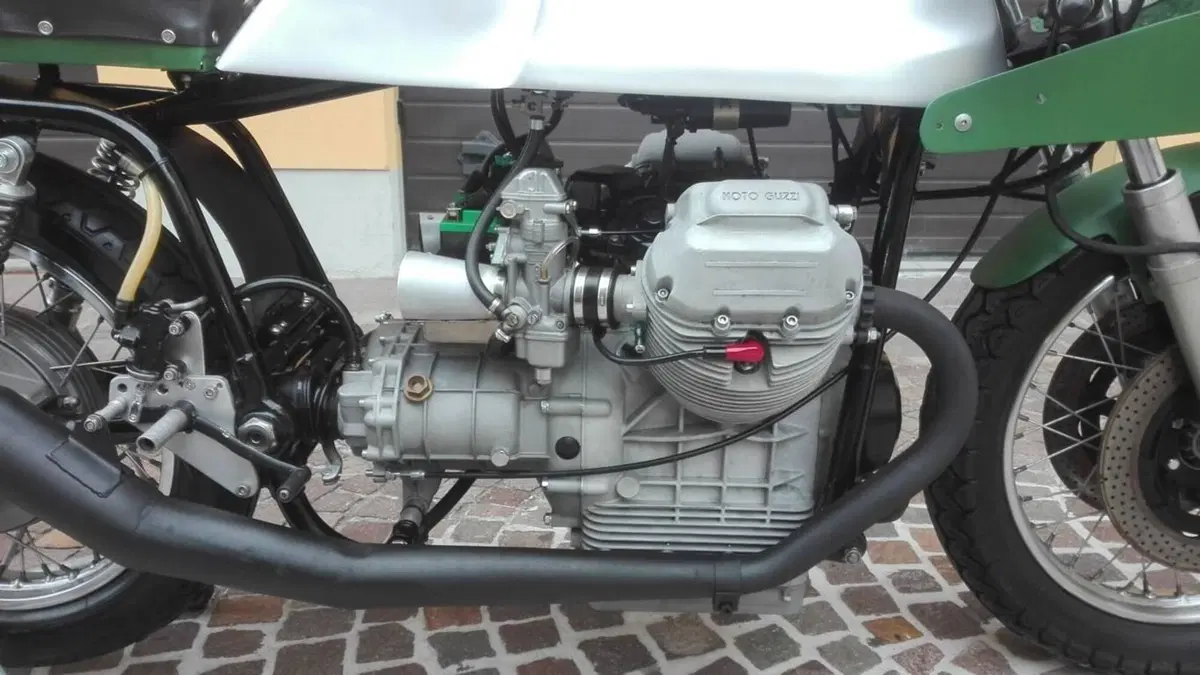Moto Guzzi COMPETIZIONE (3)