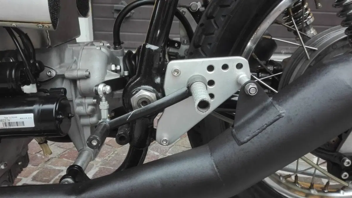Moto Guzzi COMPETIZIONE (8)