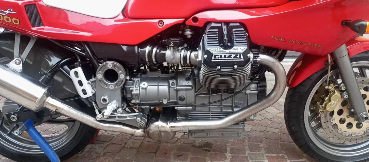 Moto Guzzi DAYTONA (3)
