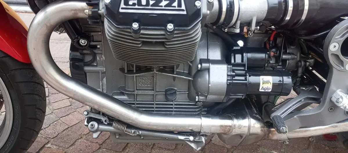 Moto Guzzi DAYTONA (17)