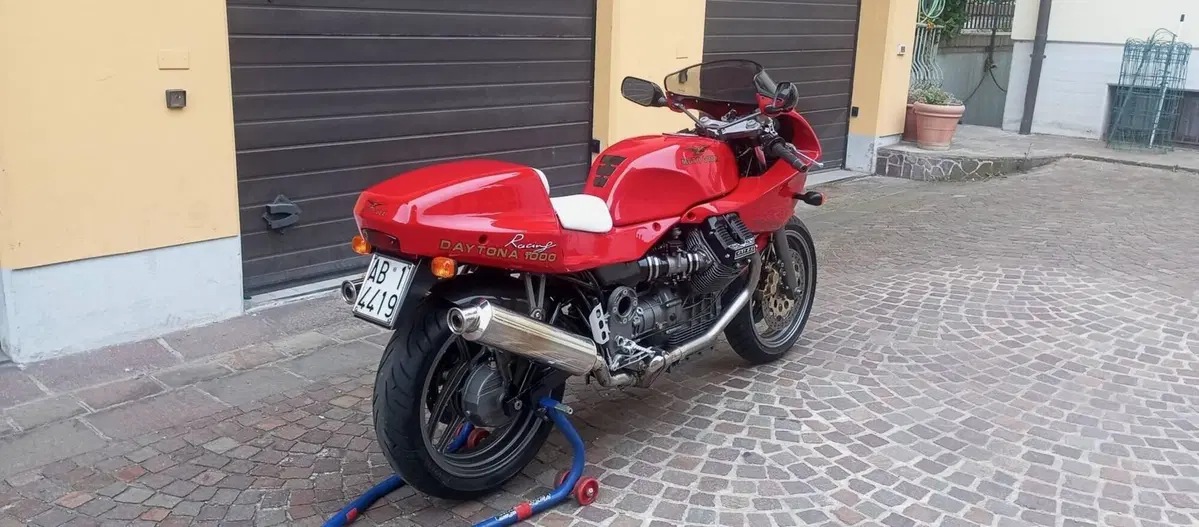 Moto Guzzi DAYTONA (20)