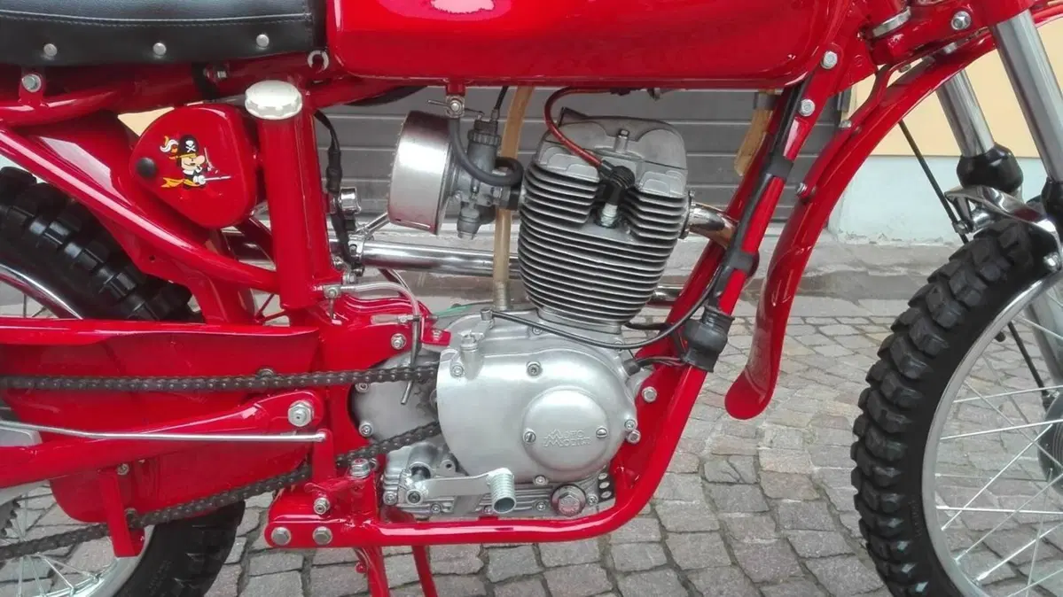 Moto Morini Corsaro 150 Regolarità (3)