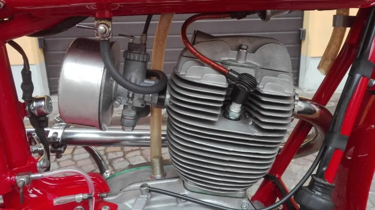 Moto Morini Corsaro 150 Regolarità (15)