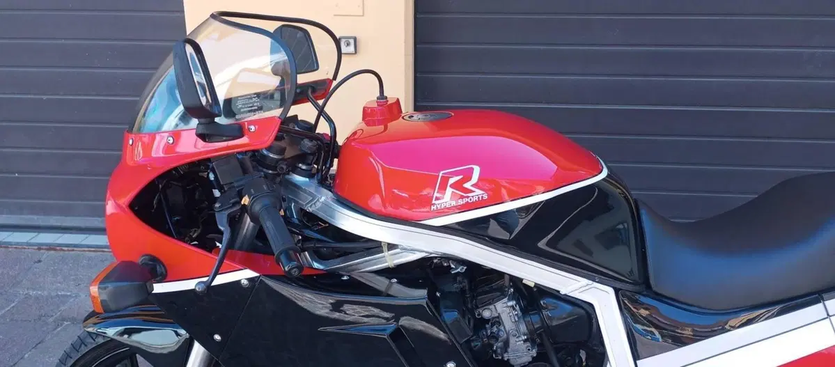 Suzuki GSX-R 750 (12)
