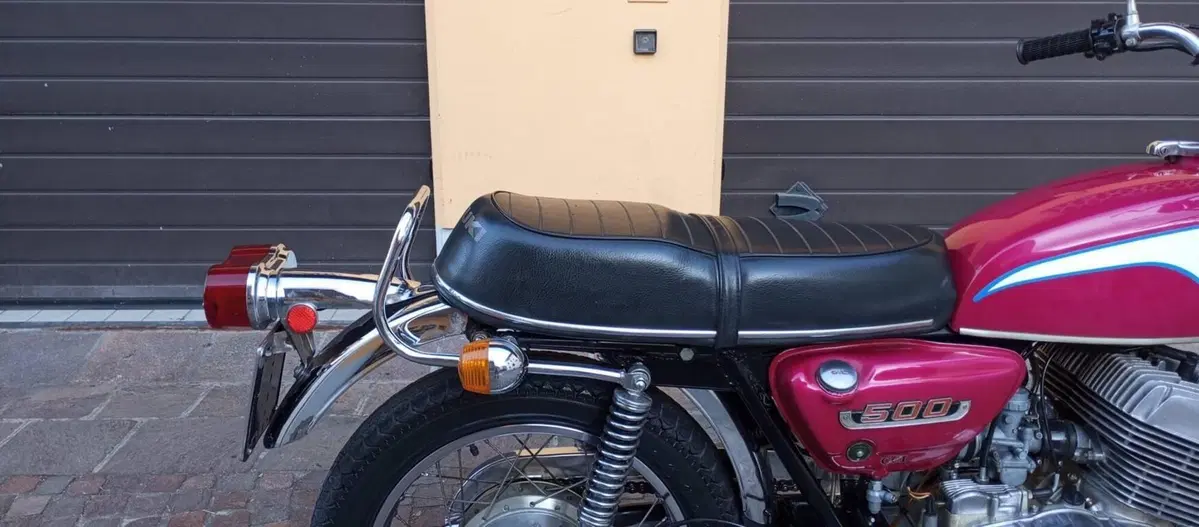 Suzuki TITAN 500 (8)