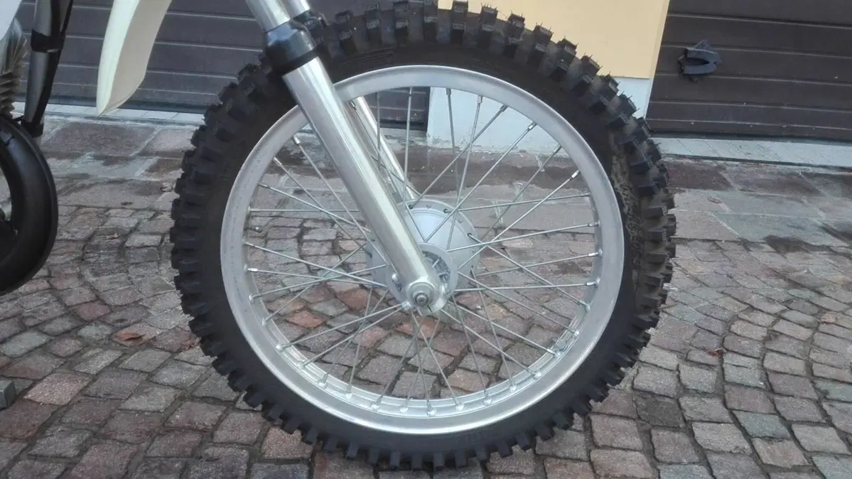 Tgm 125 CROSS (8)