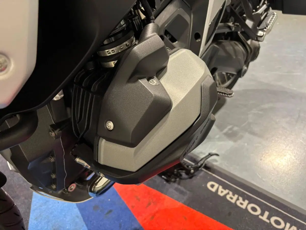 Bmw R 1300 GS (2023 - 26) (10)
