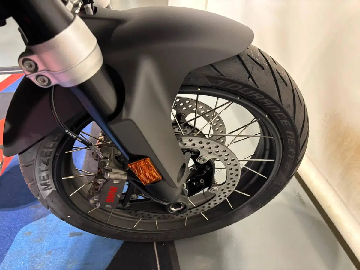 Bmw R 1300 GS (2023 - 26) (16)