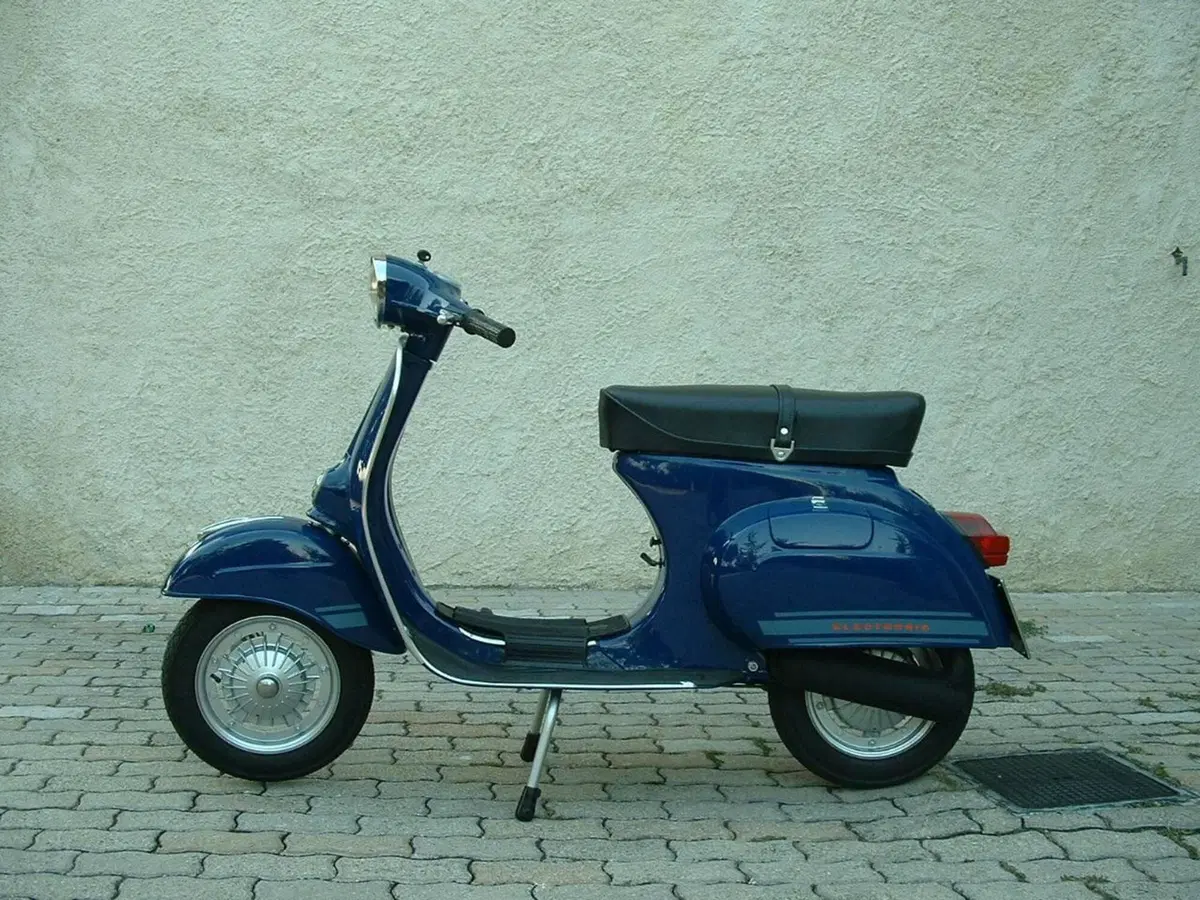 Piaggio vespa 125 primavera ET3 (4)