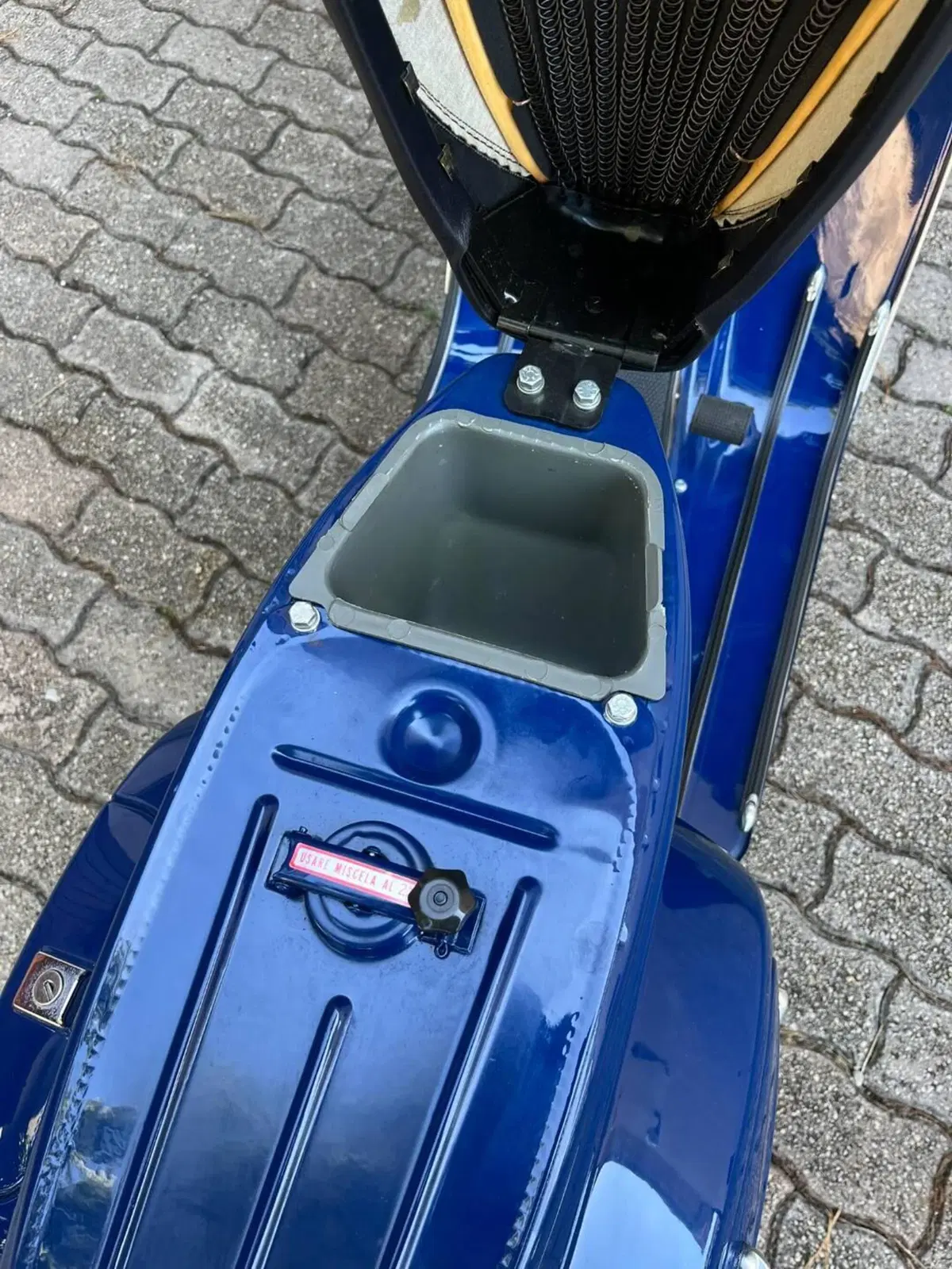 Piaggio vespa 125 primavera ET3 (8)