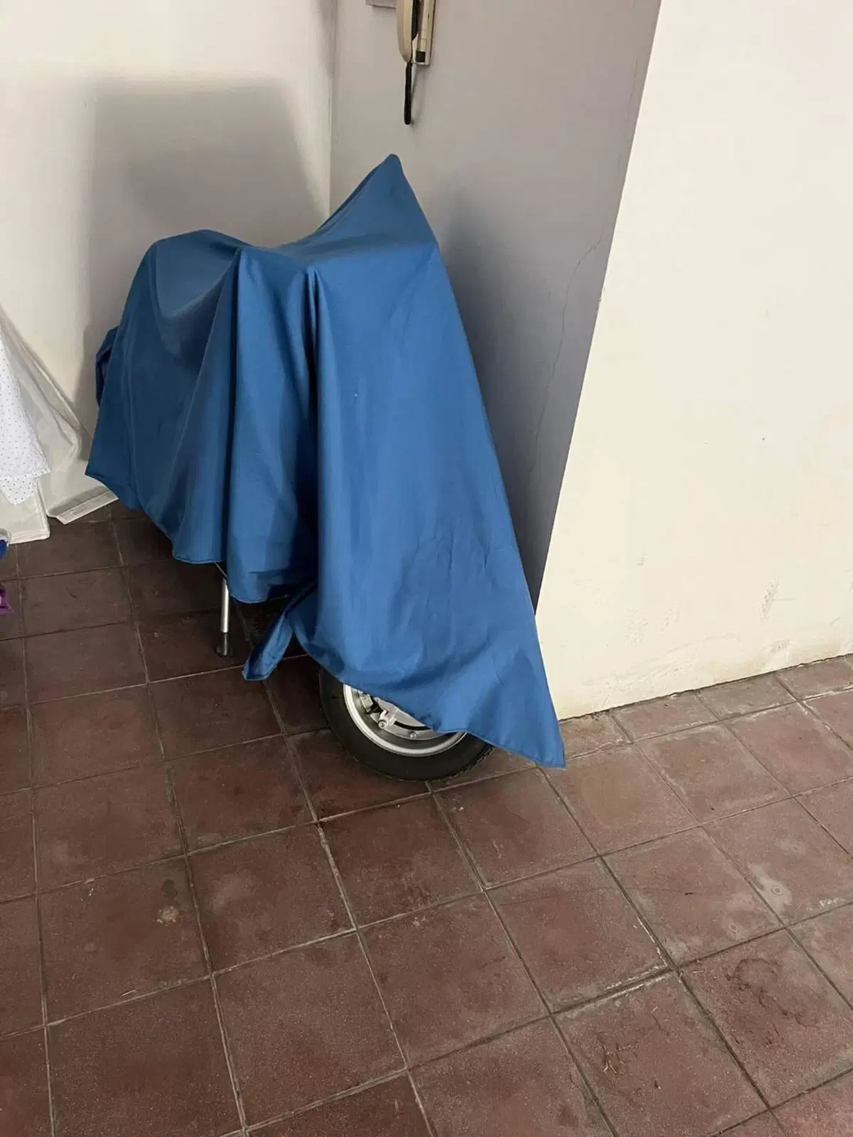 Piaggio vespa 125 primavera ET3 (13)