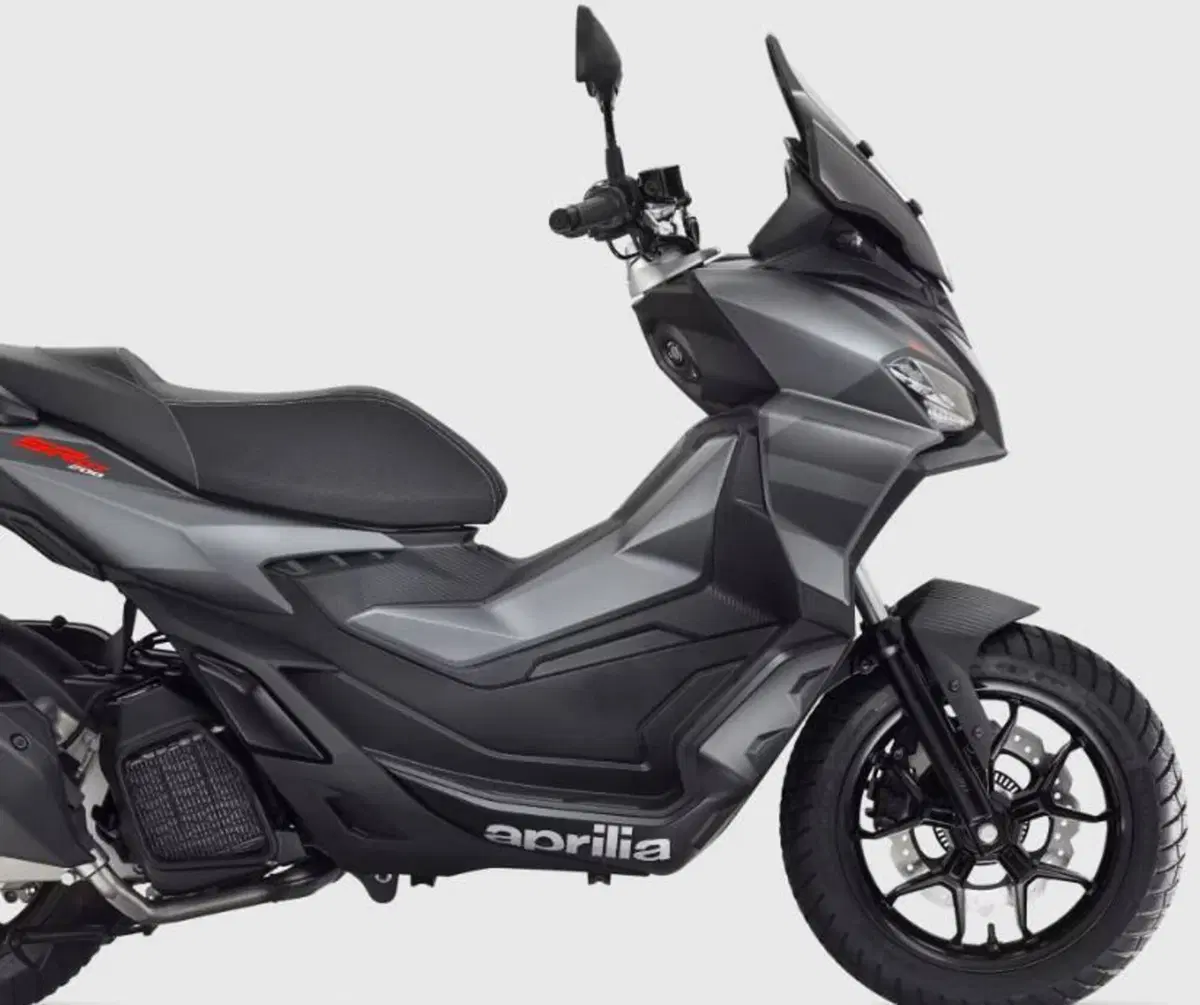 Aprilia SR GT 200 (2025 - 26) (4)