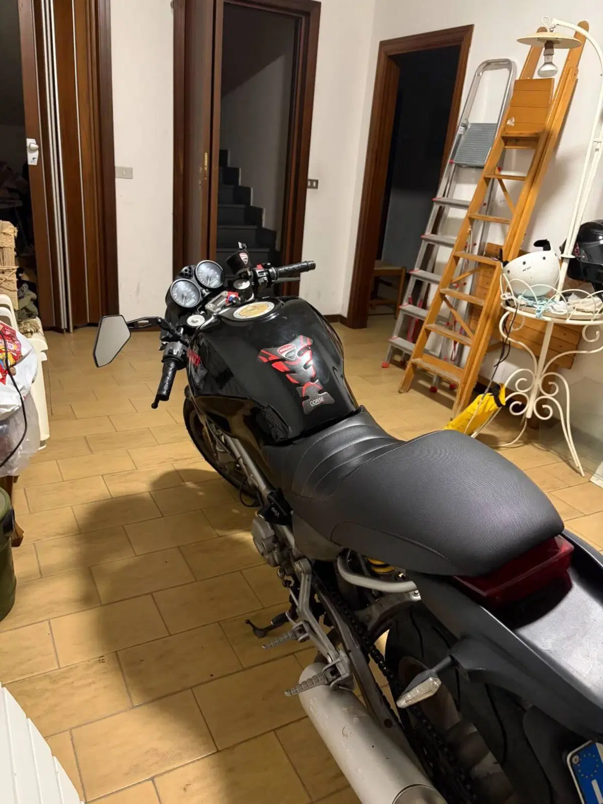 Ducati Monster 620 Dark (2003 - 06) (4)