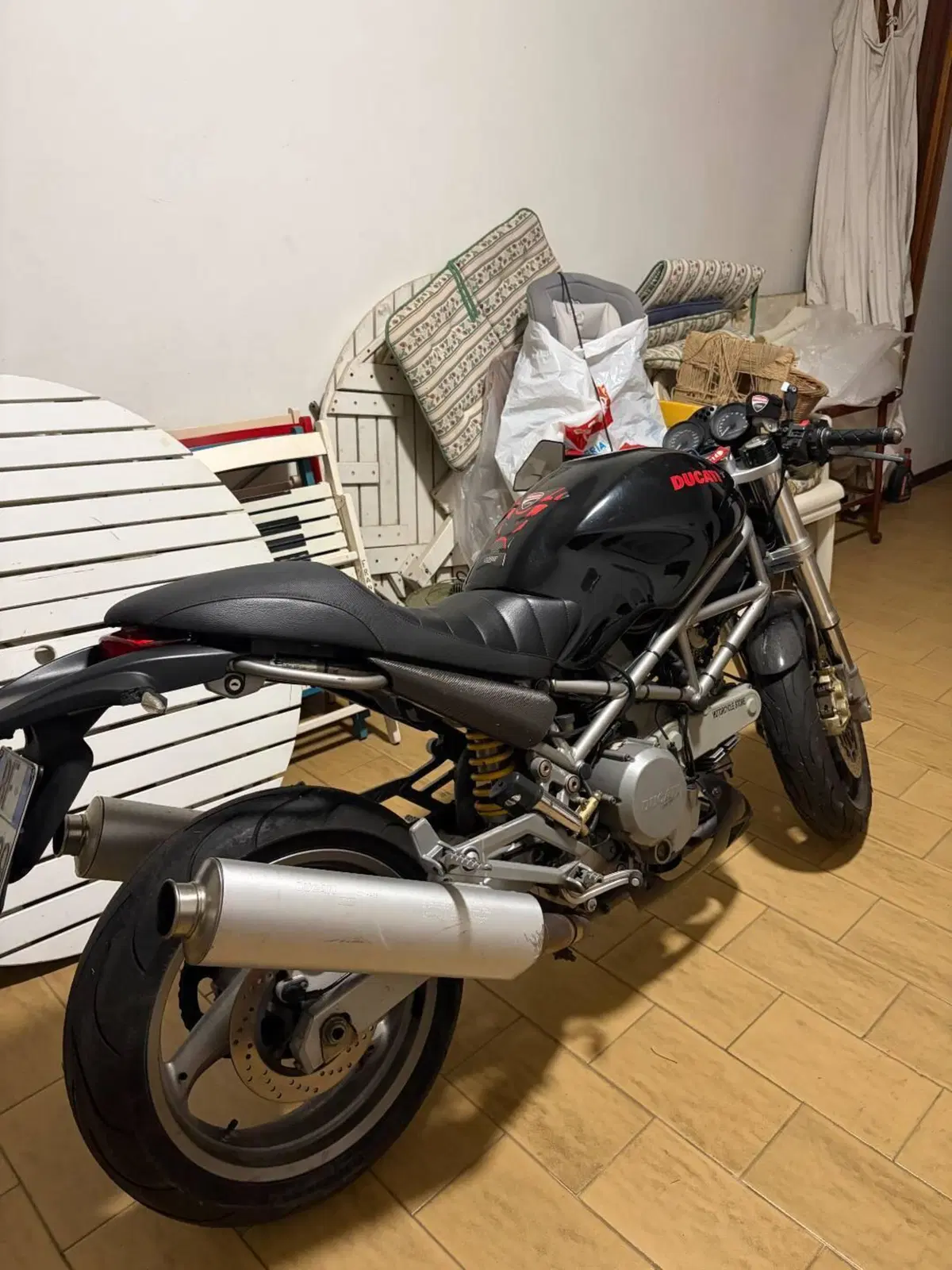 Ducati Monster 620 Dark (2003 - 06)