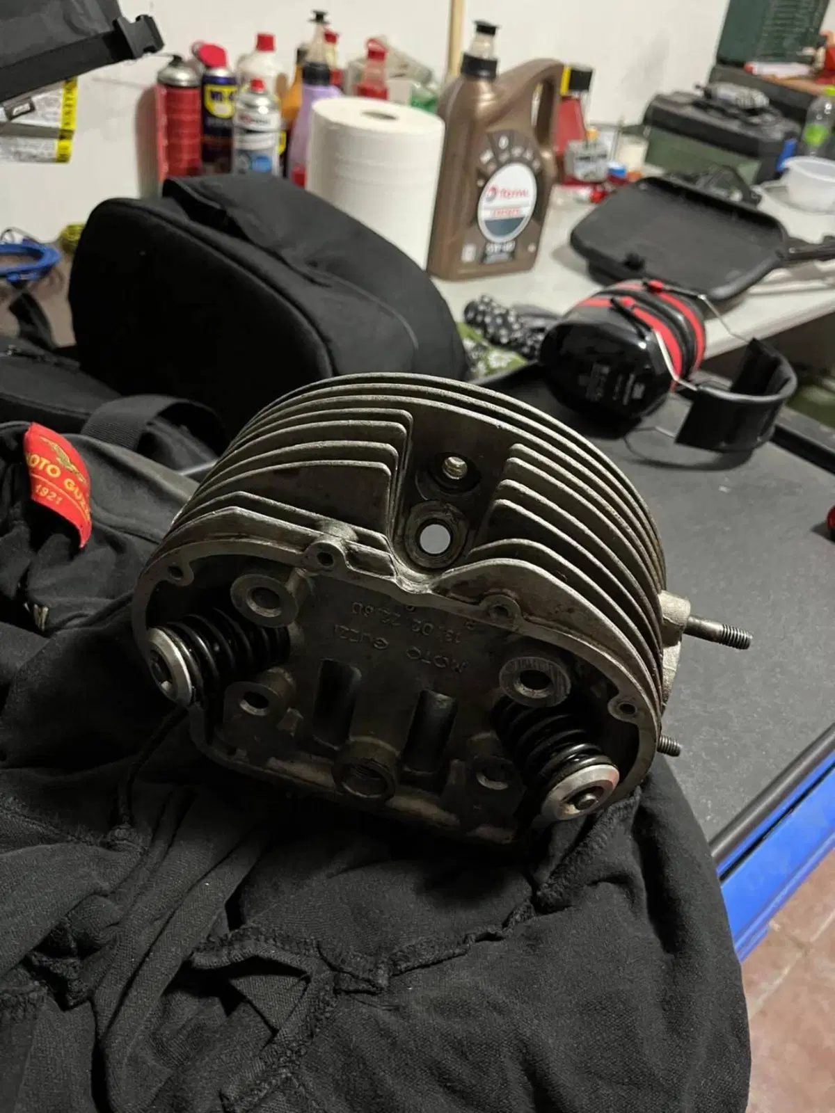 Ricambi Moto guzzi 1000 sp prima serie: (20)