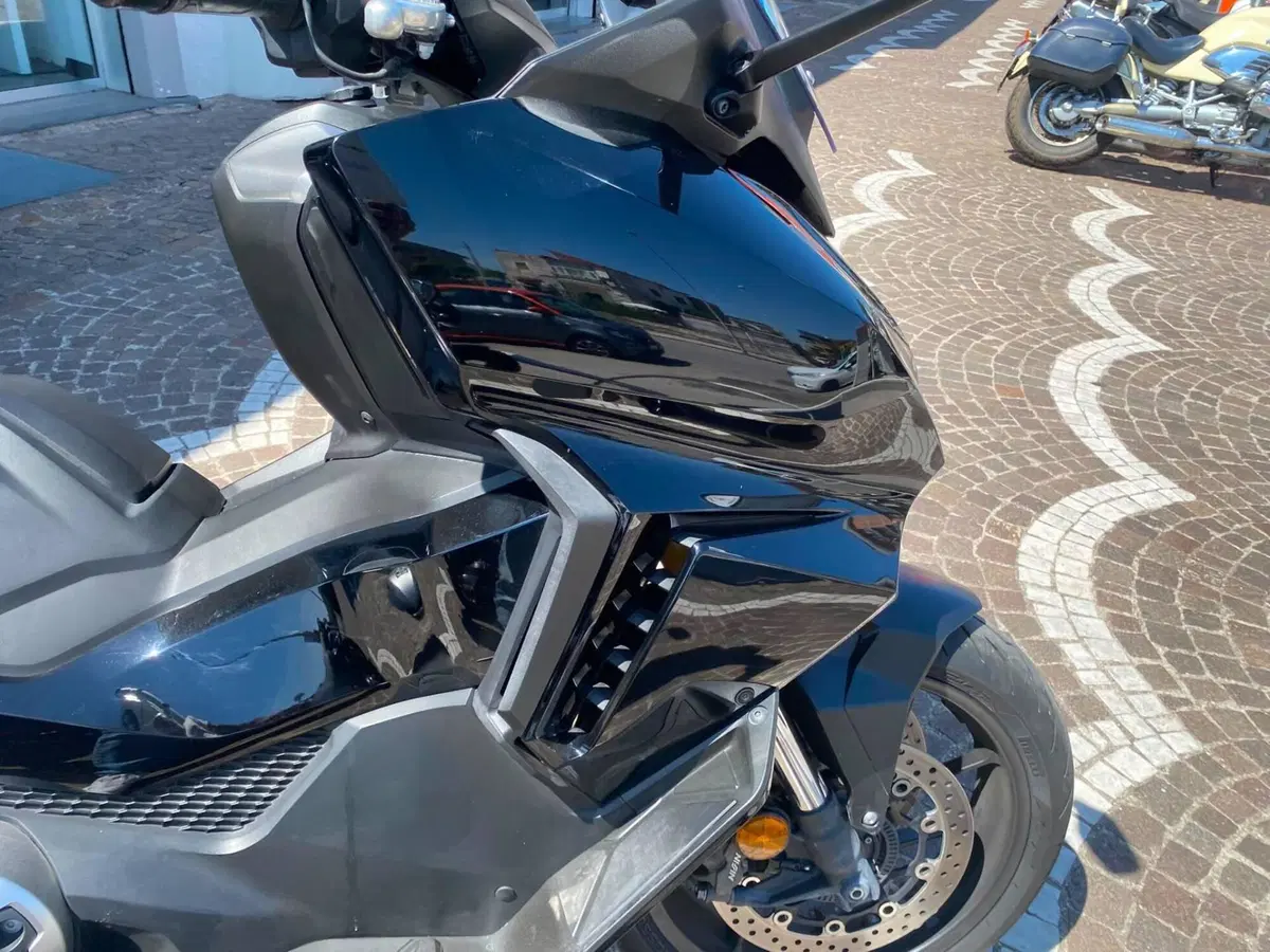 Honda Forza 750 DCT (2021 - 24) (5)