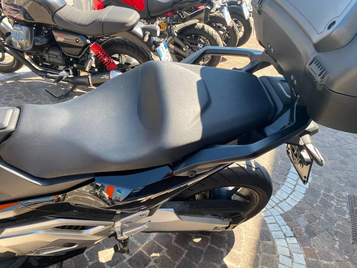 Honda Forza 750 DCT (2021 - 24) (8)