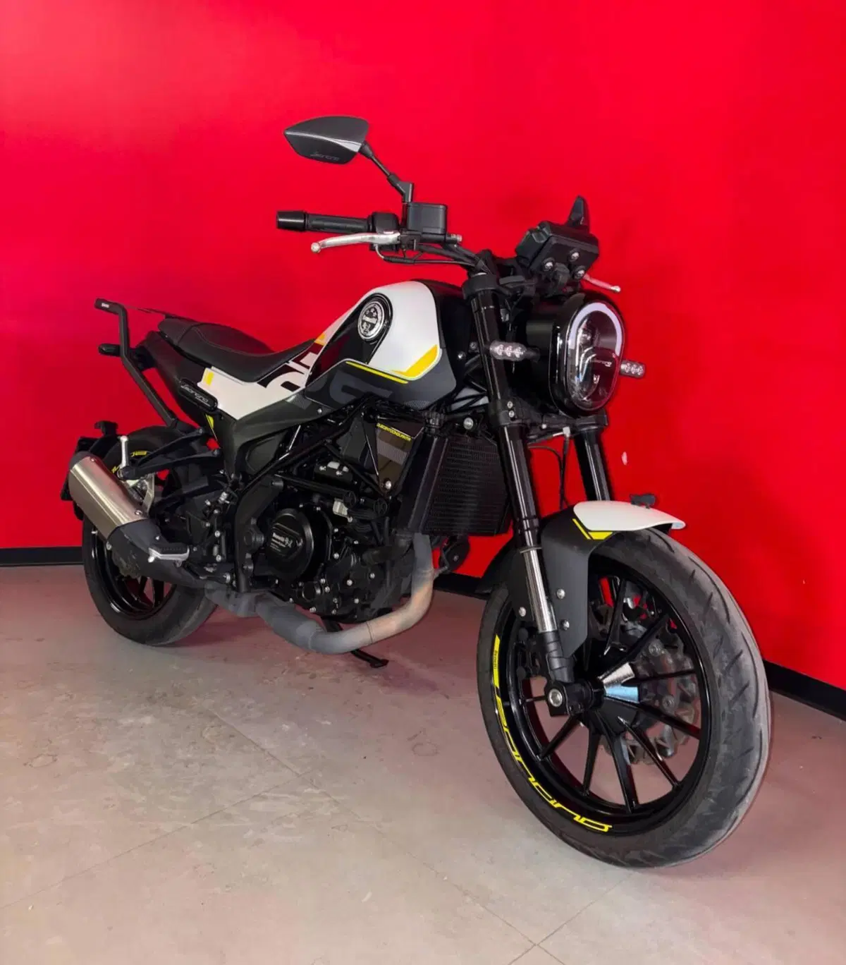 Benelli Leoncino 250 (2021 - 25) (2)