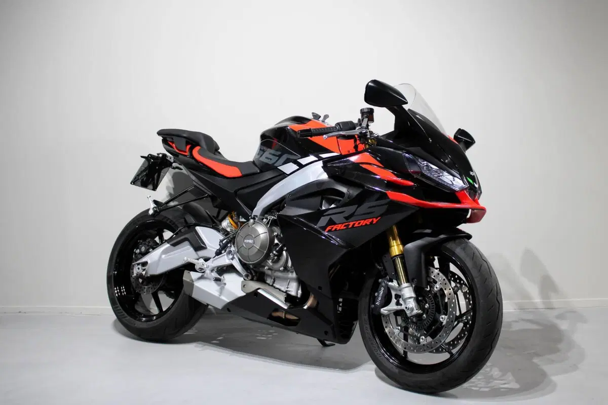 Aprilia RS 660 Factory (2025 - 26) (2)