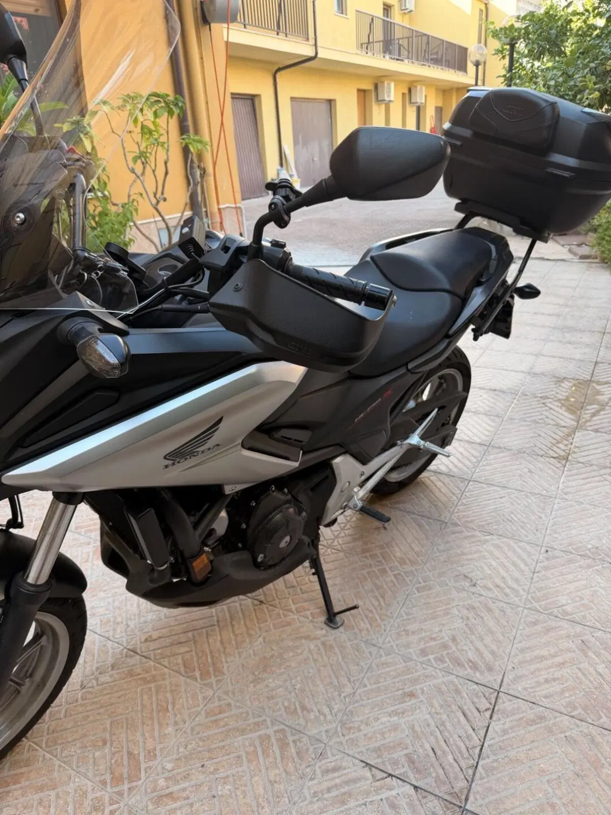Honda NC 750 X ABS (2016 -17) (5)
