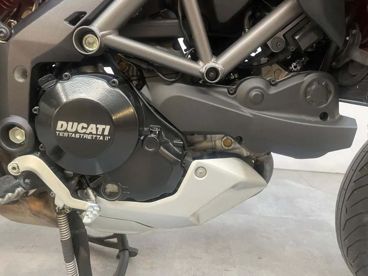 Ducati Multistrada 1200 S Touring (2013 - 14) (12)