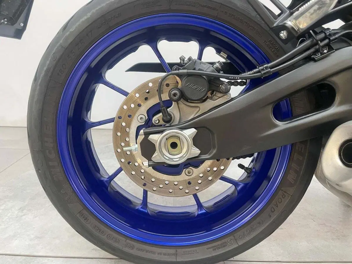 Yamaha MT-07 (2021 - 24) (4)