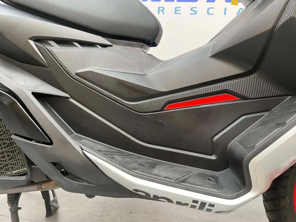 Aprilia SR GT 200 (2022 - 24) (5)