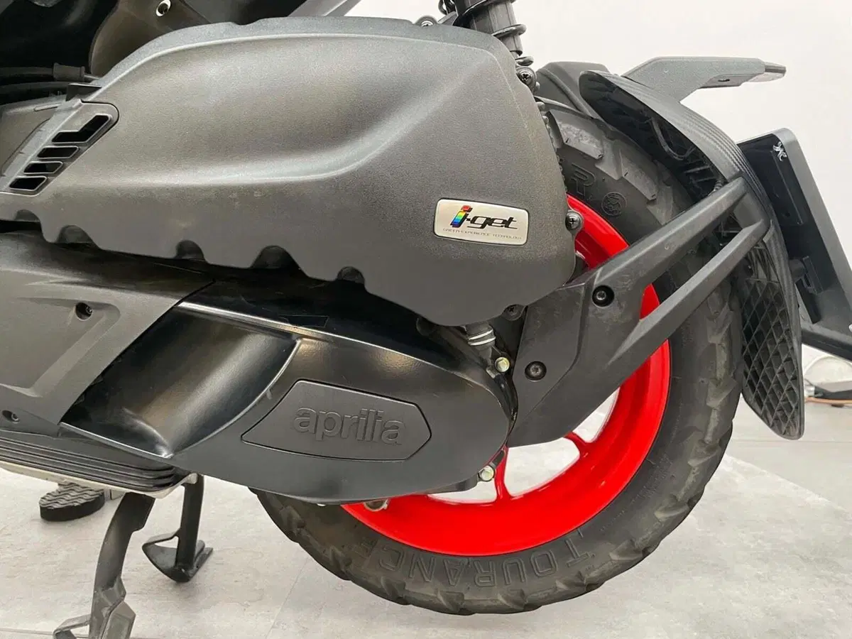 Aprilia SR GT 200 (2022 - 24) (8)