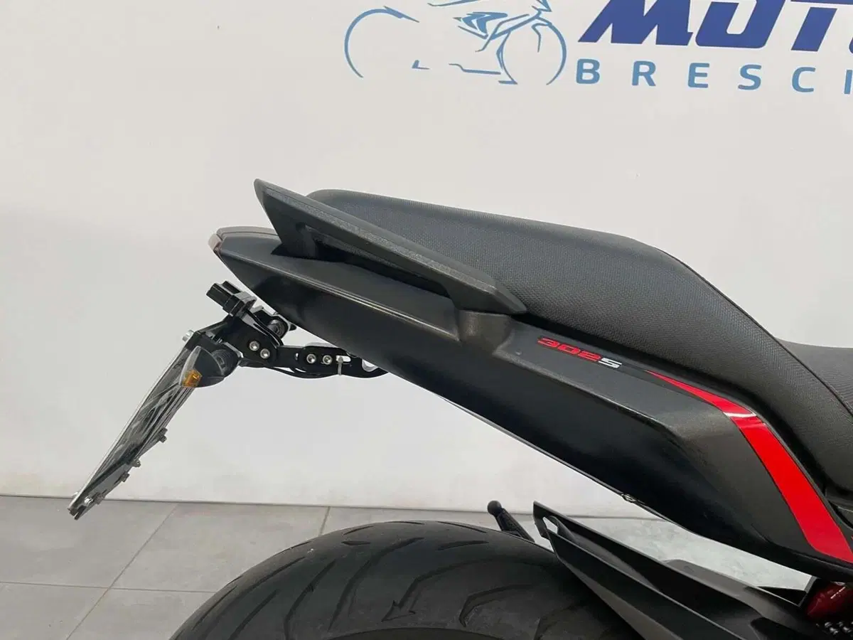 Benelli BN 302 S (2019 - 20) (3)