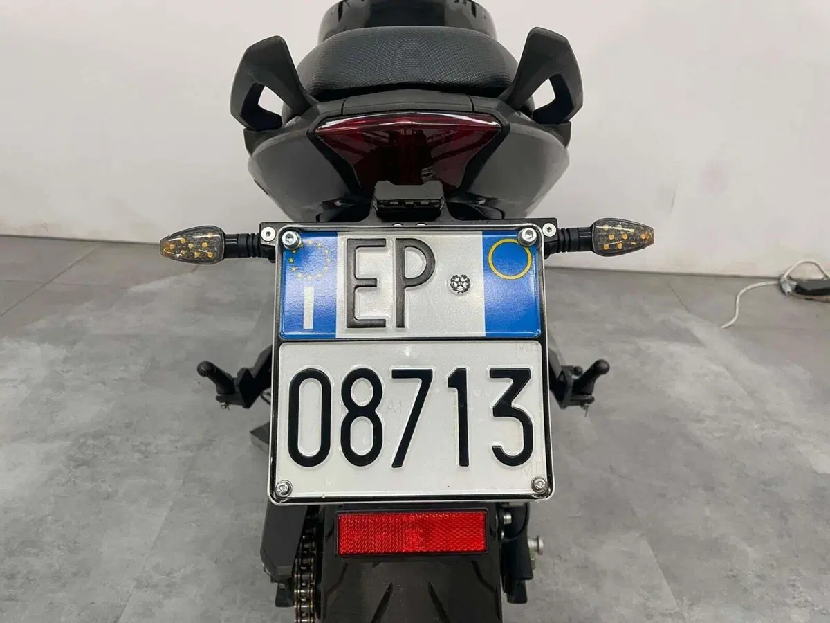 Benelli BN 302 S (2019 - 20) (5)