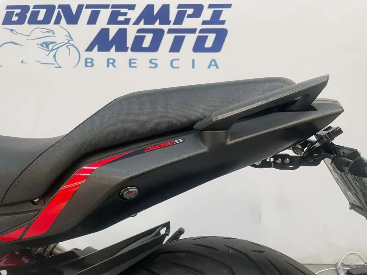 Benelli BN 302 S (2019 - 20) (14)