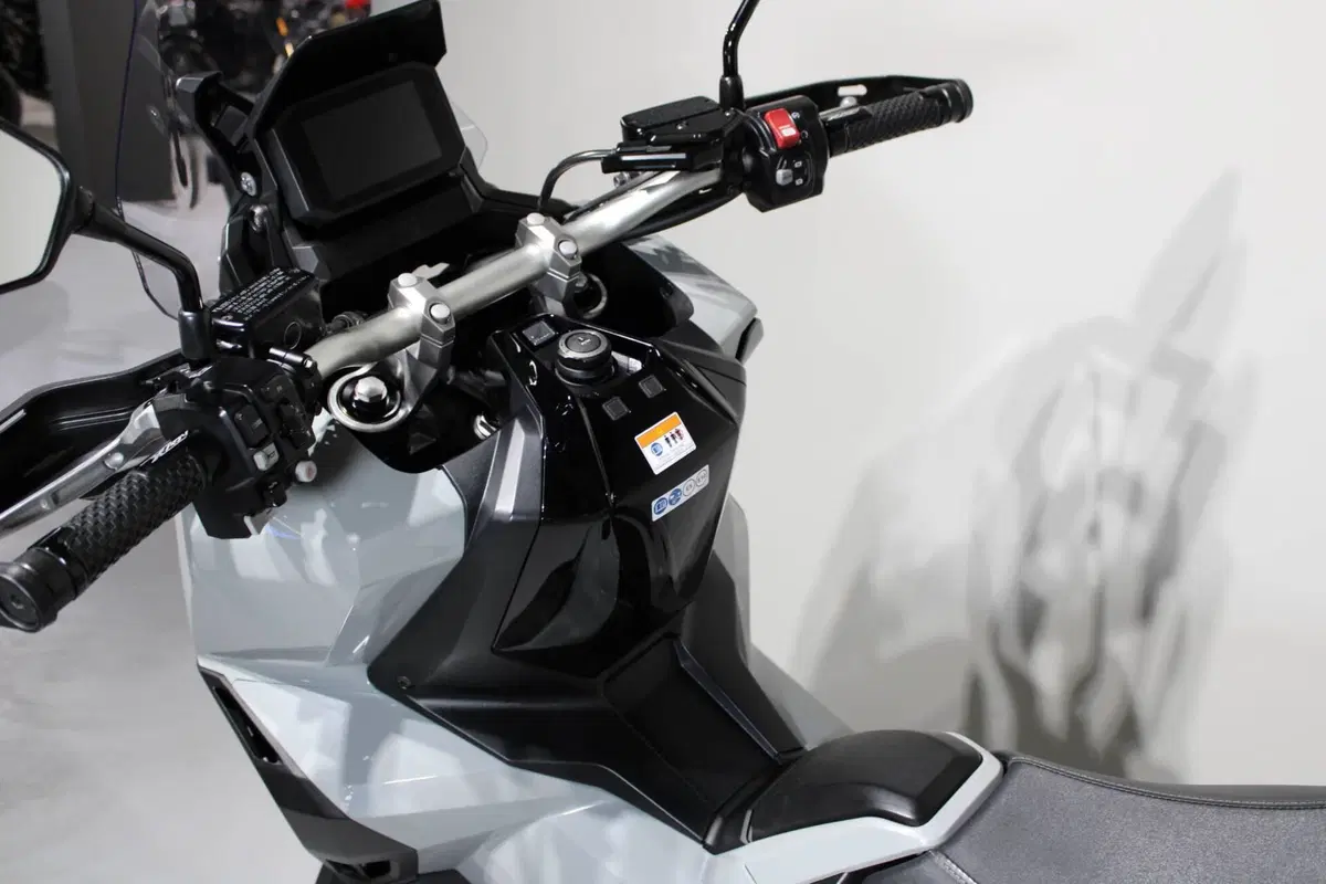 Honda X-ADV 750 DCT (2021 - 24) (5)