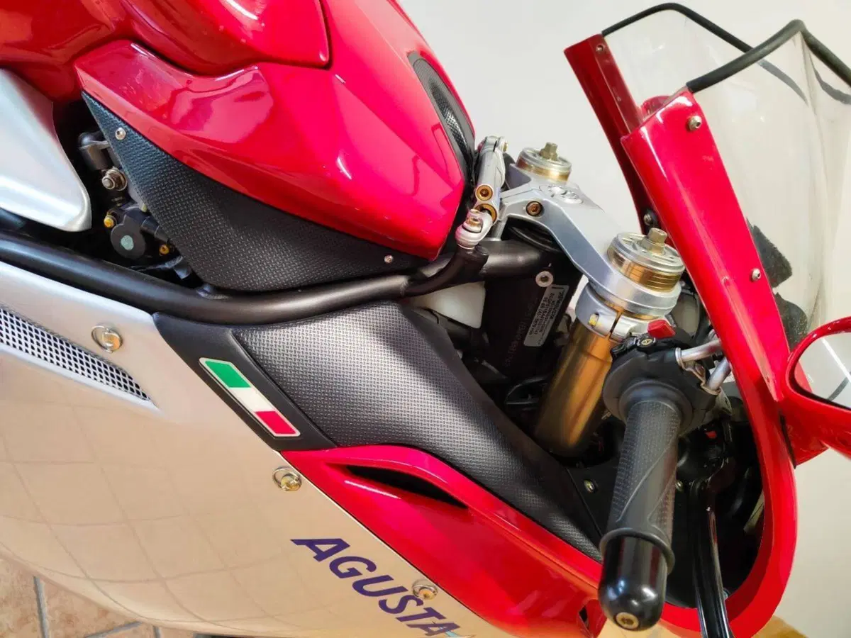MV Agusta F4 1000 S 1+1 (2004 - 06) (5)