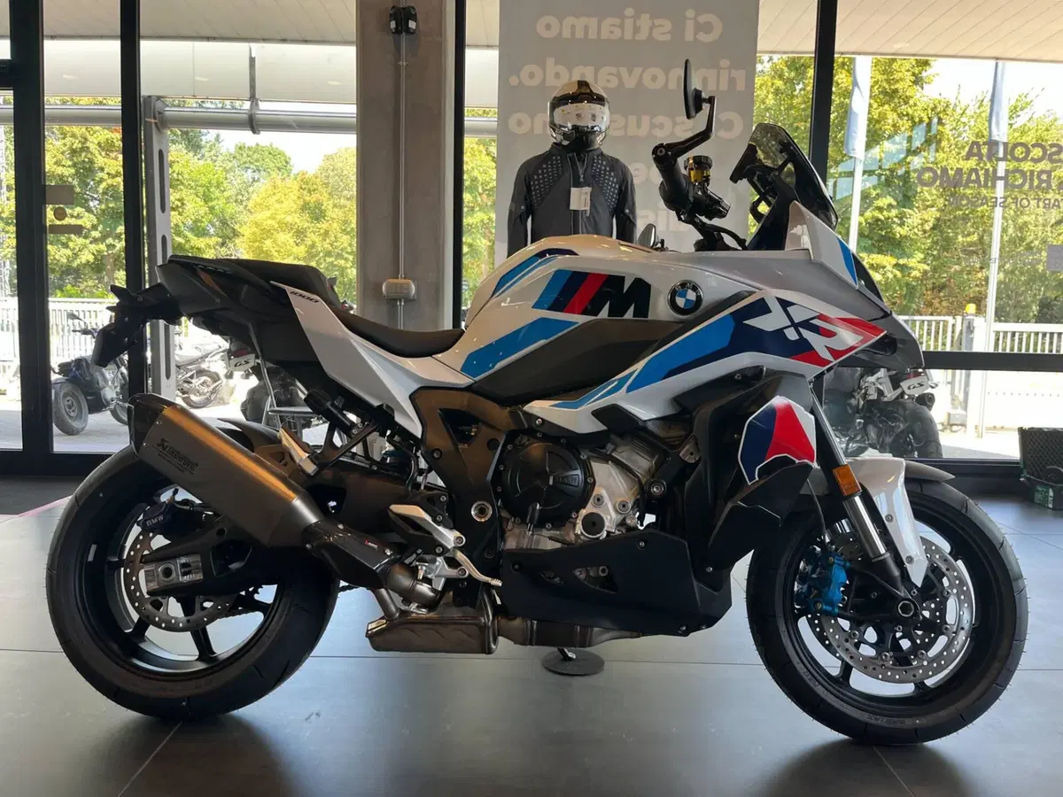 Bmw M 1000 XR (2024 - 27) (2)
