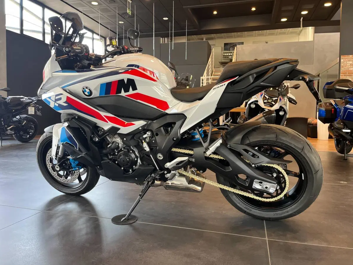 Bmw M 1000 XR (2024 - 27) (6)