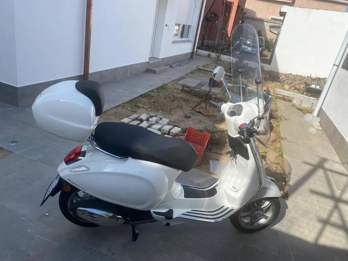 Vespa Primavera 125 (2024 - 25) (3)