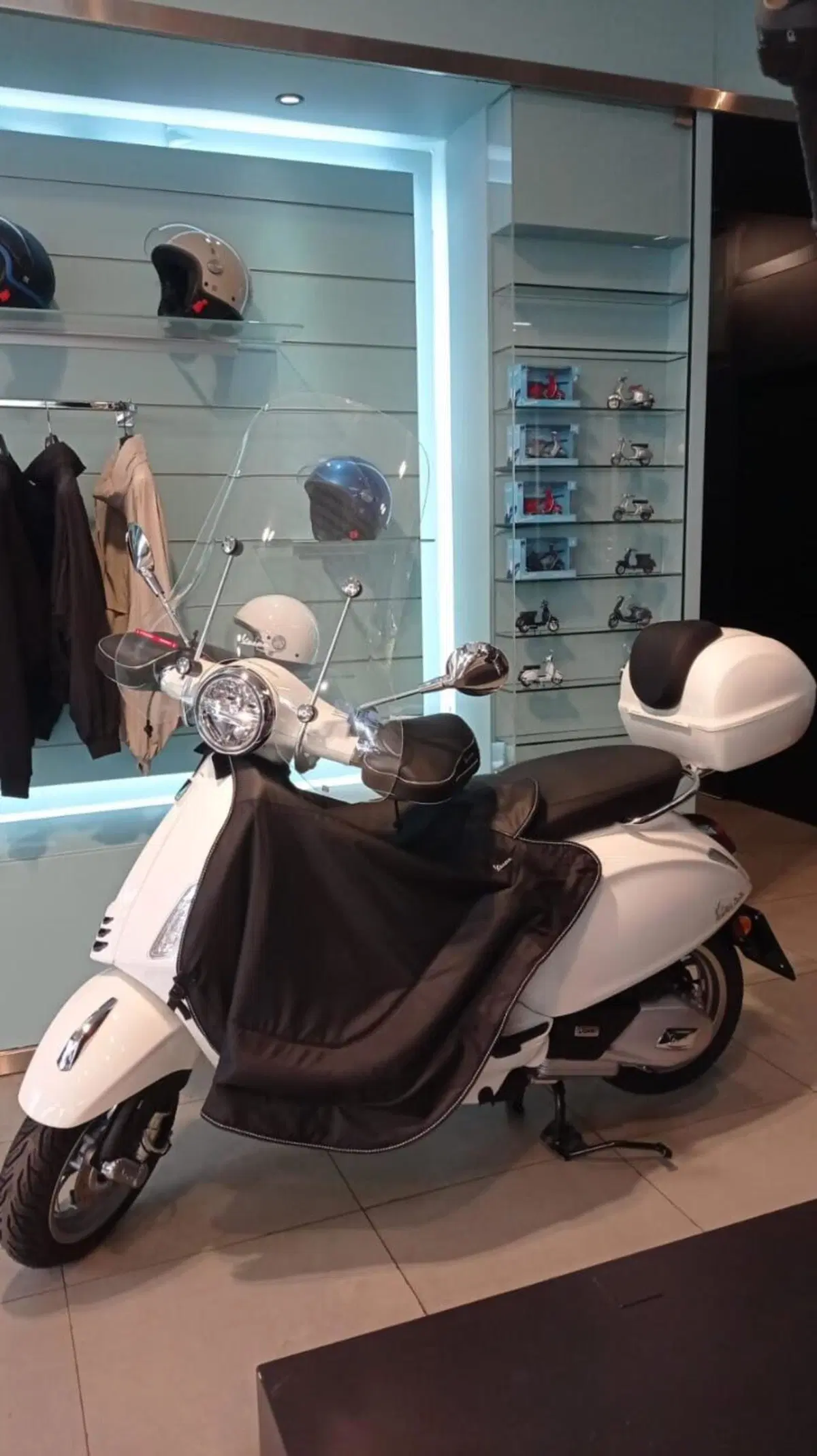 Vespa Primavera 125 (2024 - 25) (5)